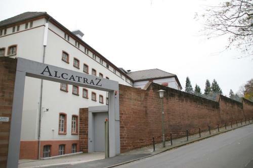 Alcatraz Hotel Am Japanischen Garten