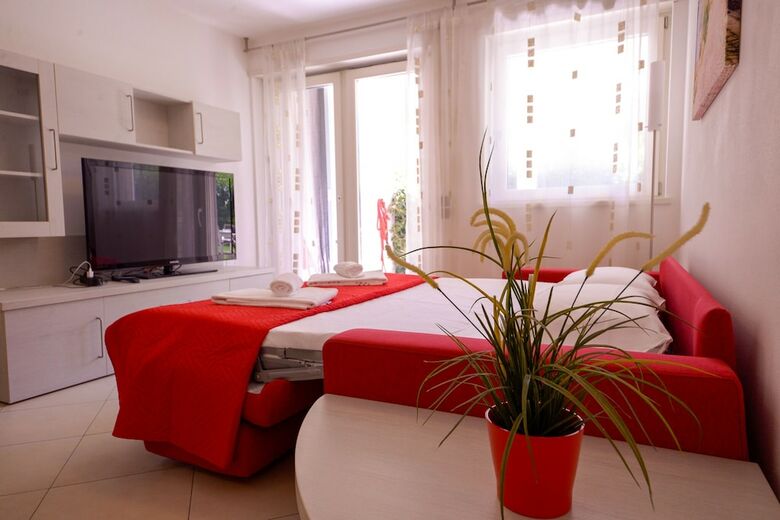 Apartamento Private Garden In Paradise