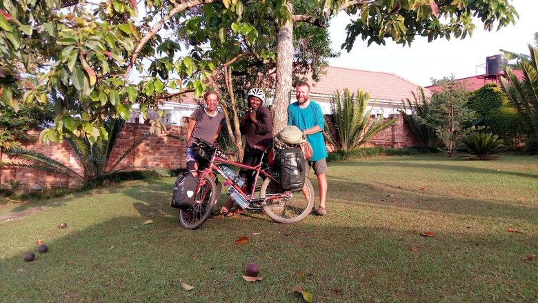 Hostal Maasai Backpackers Home
