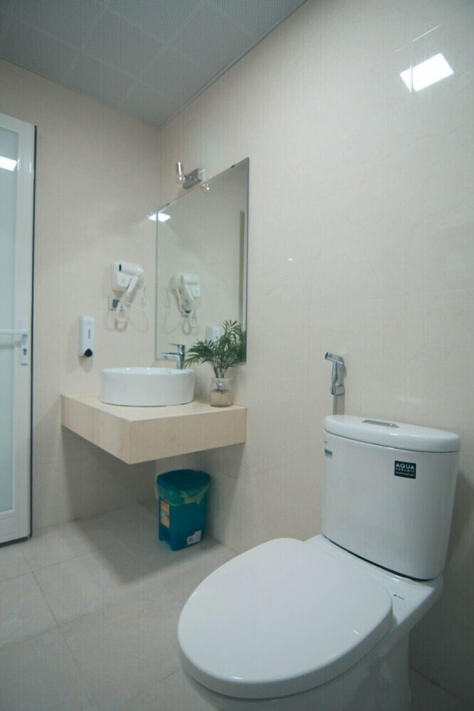 Hoang Long Hotel