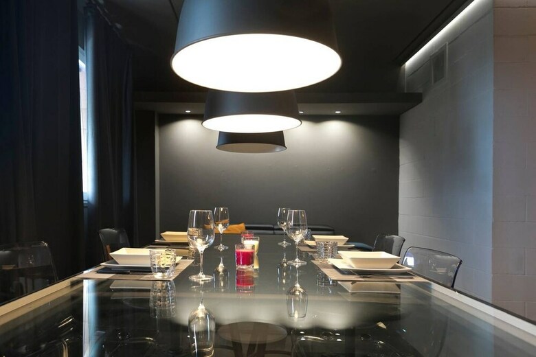 Altido Black Apartment
