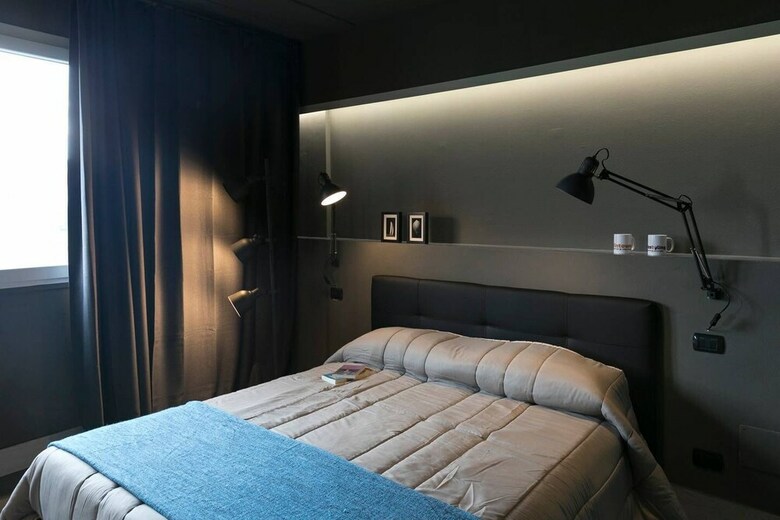 Altido Black Apartment