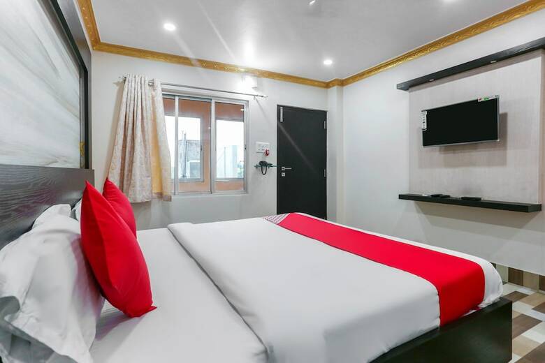 Oyo 47170 Hotel Imperial