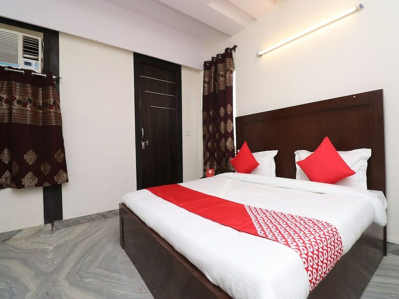 Oyo 49758 Hotel Royal Harbour