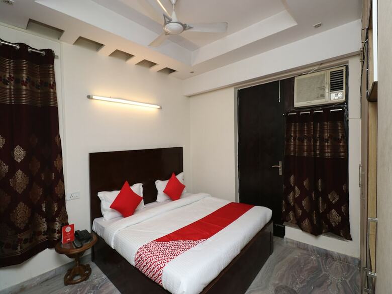 Oyo 49758 Hotel Royal Harbour
