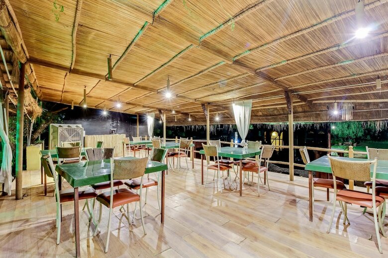 Hotel Palette - Athulyam Resort