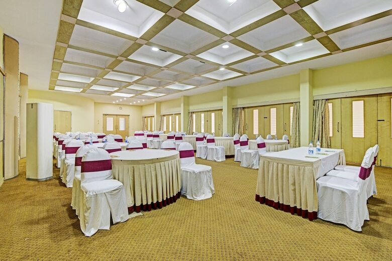 Hotel Palette - Solace Resorts & Spa