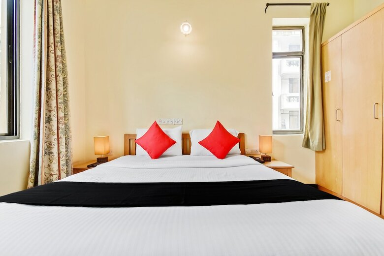 Hotel Capital O 49932 Orchard Suites