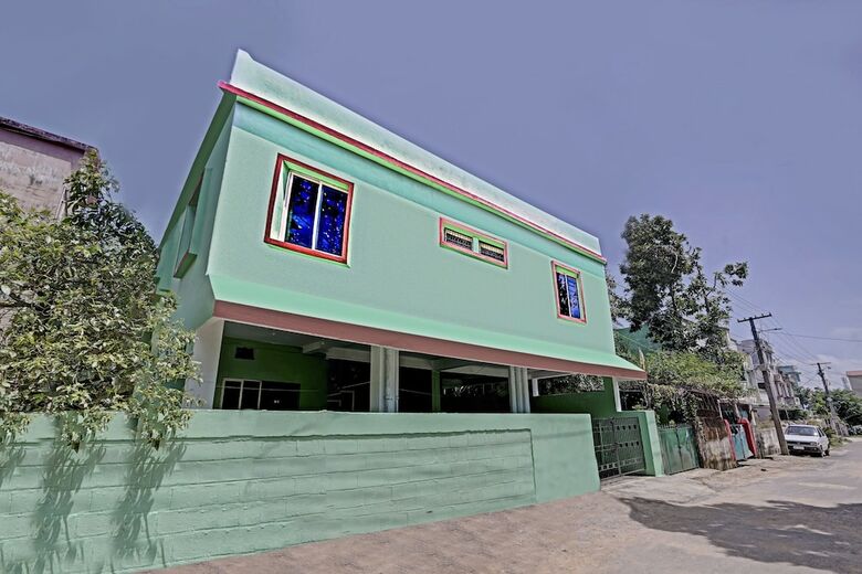 Oyo 60003 Hotel Santosh