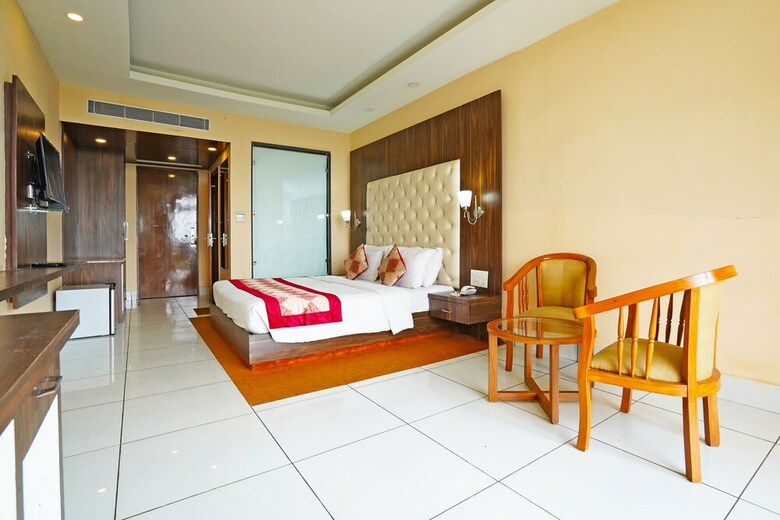 Hotel Palette - Rajmahal Resort
