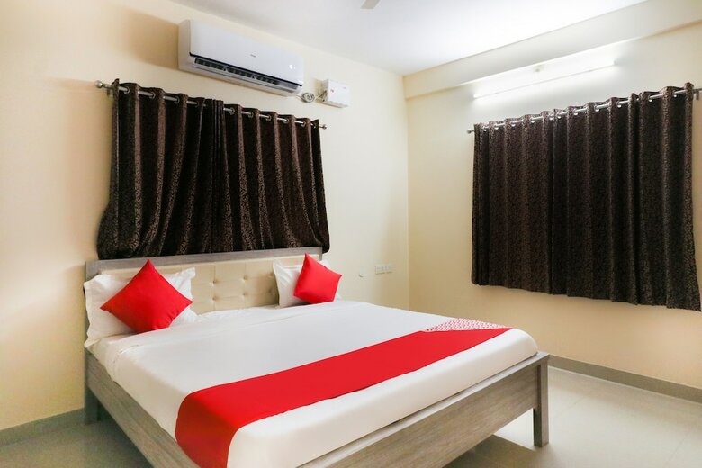 Hotel Oyo 43835 Imperial Stays