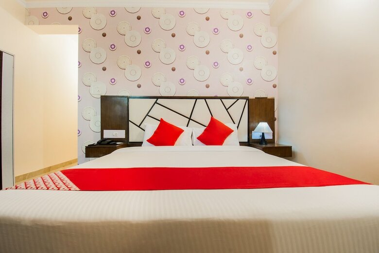 Oyo 47006 Hotel Magadh Palace