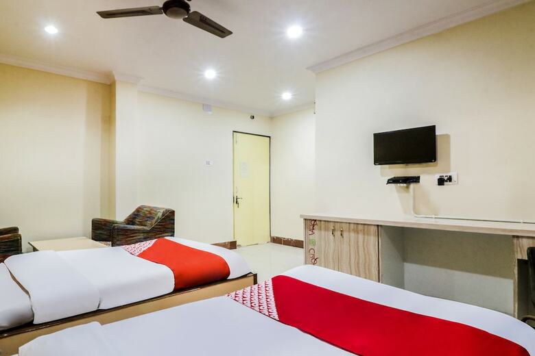 Oyo 38200 Hotel Goutam Vihar