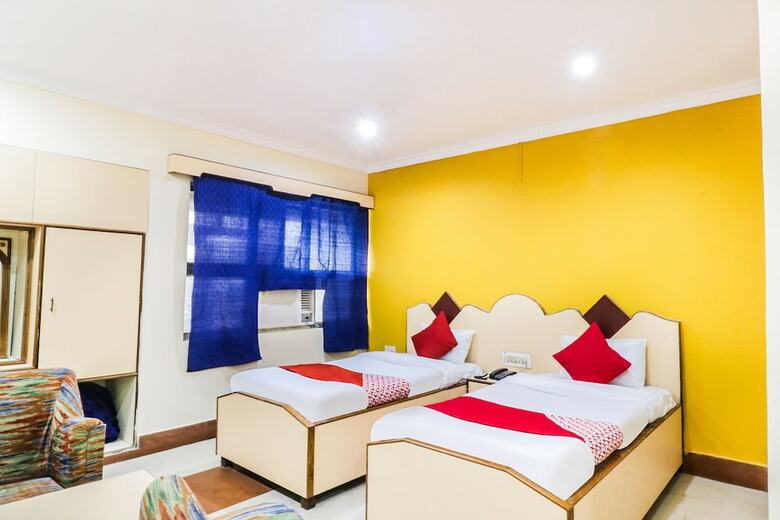 Oyo 38200 Hotel Goutam Vihar