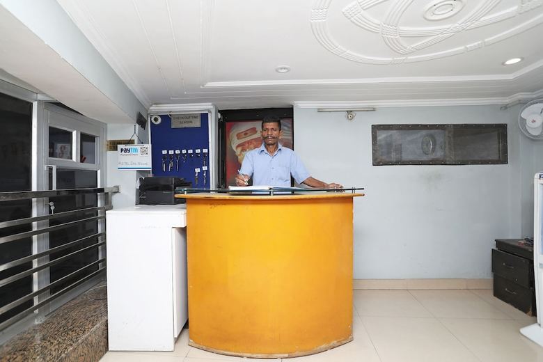 Spot On 40652 Hotel Sai Niwas