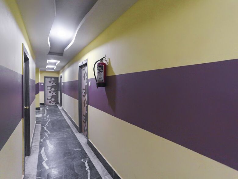 Oyo 60609 Hotel Tanushree