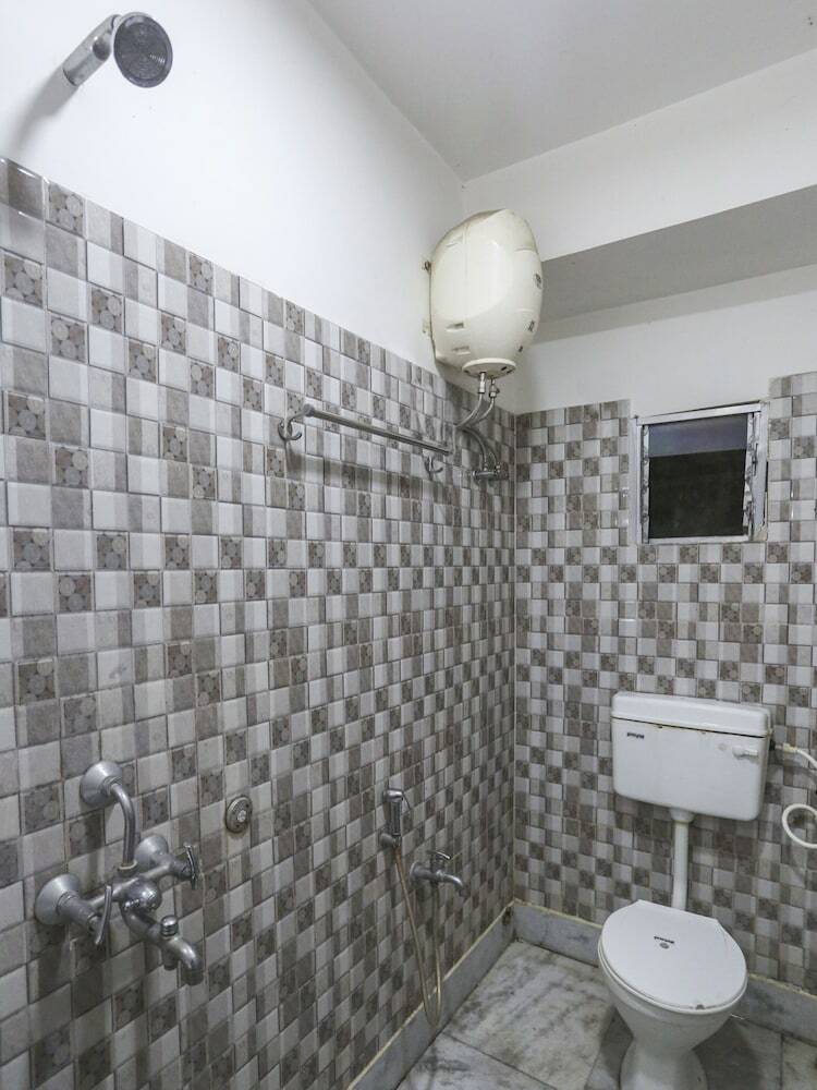 Oyo 60609 Hotel Tanushree