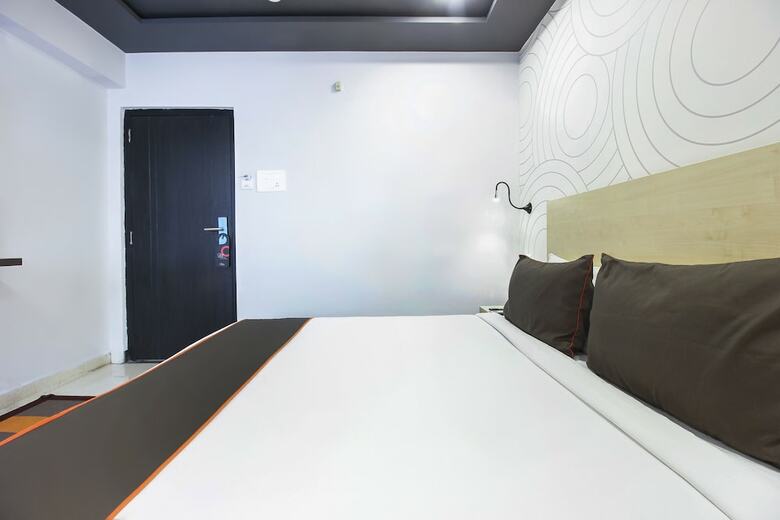 Hotel Collection O 44177 Patrika Nagar