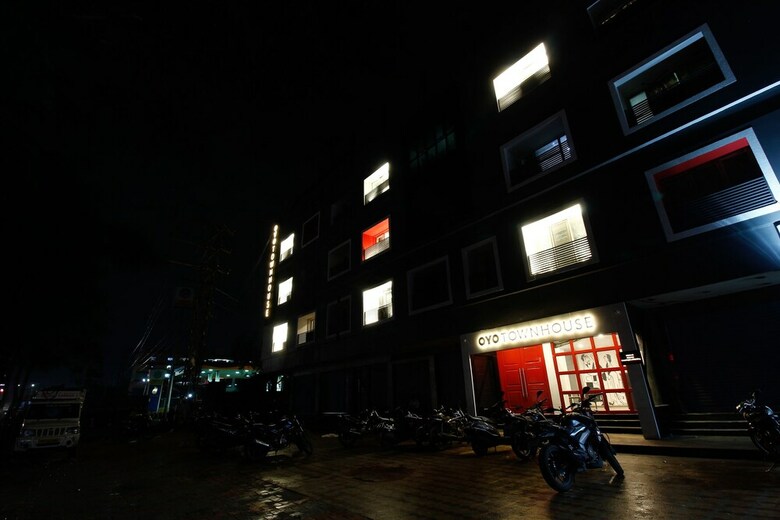 Hotel Oyo Townhouse 176 Rajdhani Residency