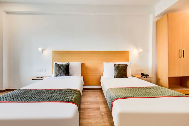 Hotel Oyo Townhouse 146 Vijay Talkies