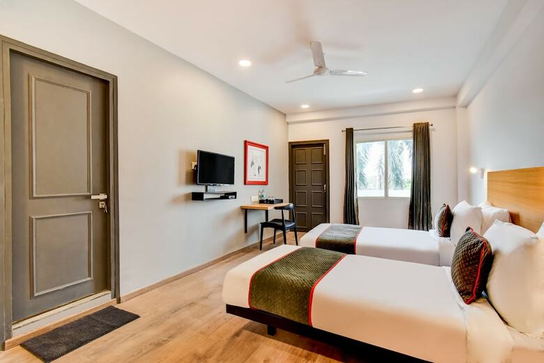 Hotel Oyo Townhouse 146 Vijay Talkies