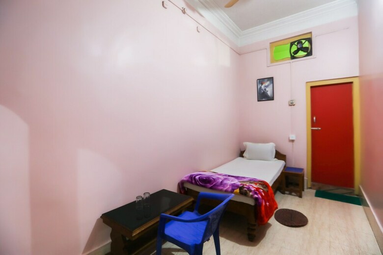 Spot On 47936 Hotel Siddharth
