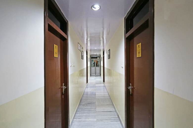 Oyo Flagship 42717 Hotel Fort