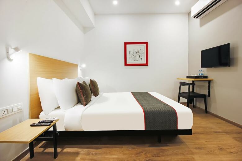 Hotel Oyo Townhouse 164 Model Colony