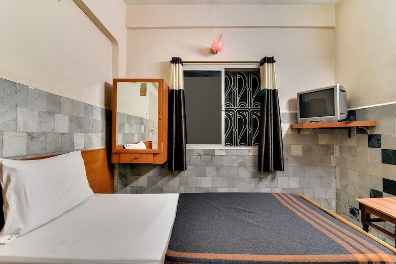 Spot On 60917 Hotel Ganesh