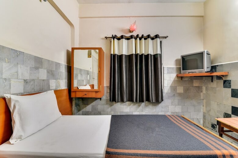 Spot On 60917 Hotel Ganesh