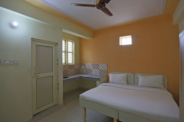 Hotel Spot On 48911 Sukhrali Residency
