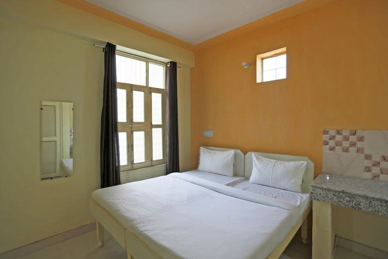 Hotel Spot On 48911 Sukhrali Residency