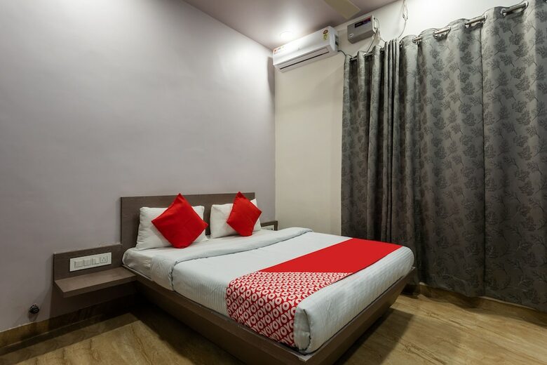 Hotel Oyo 48888 Jmd Palace