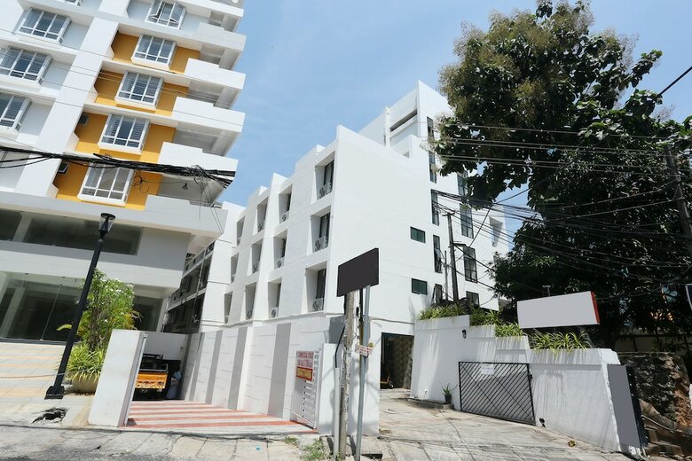 Oyo 8220 Hotel Ganesh