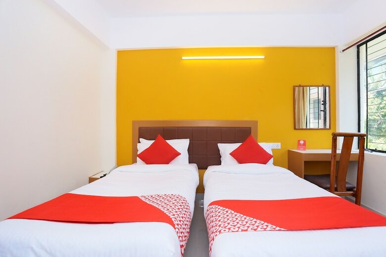 Oyo 8220 Hotel Ganesh