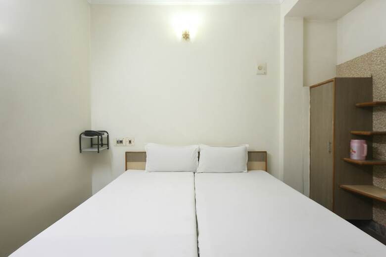 Spot On 60108 Hotel Le Palace