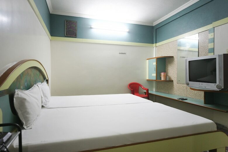Spot On 60108 Hotel Le Palace