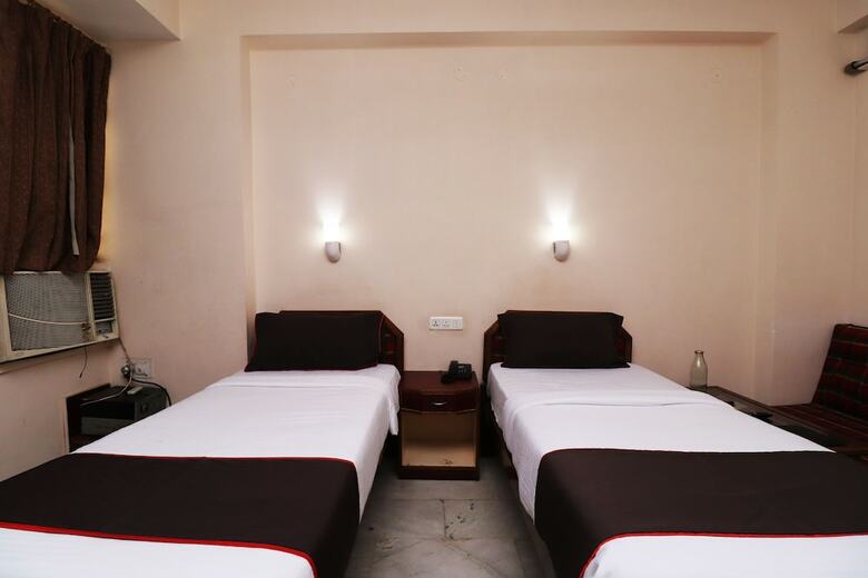 Collection O 36951 The Ambassador Hotel