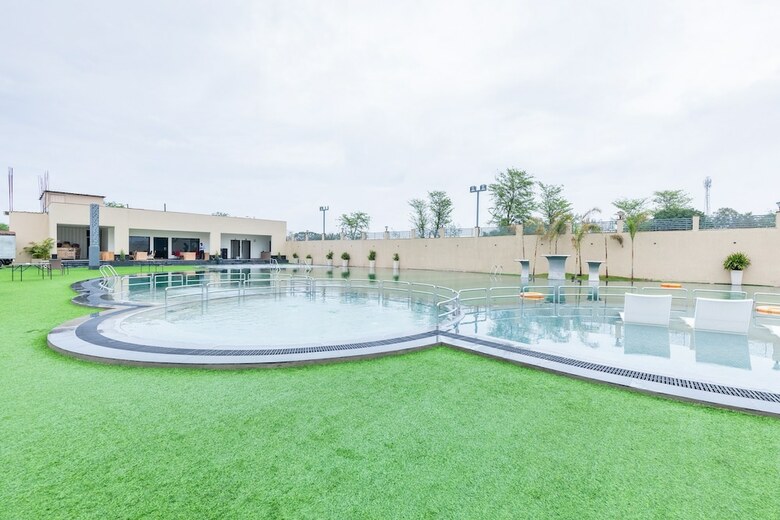 Hotel Palette - Deepali Palace