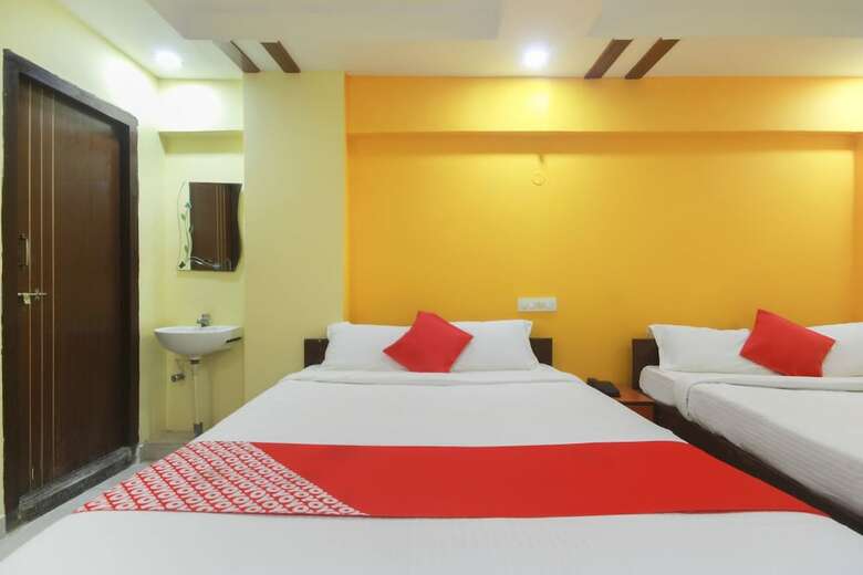 Oyo 47565 Hotel Cm Residency