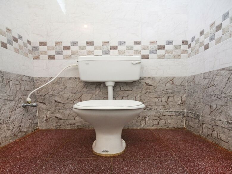 Oyo 47565 Hotel Cm Residency