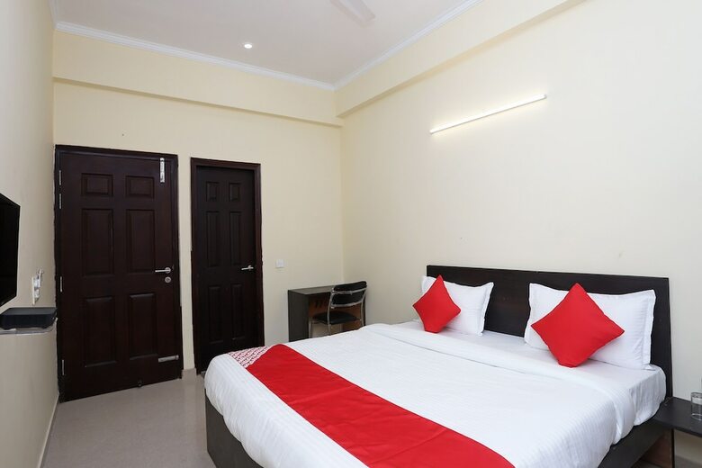 Hotel Oyo Flagship 43667 Namoli