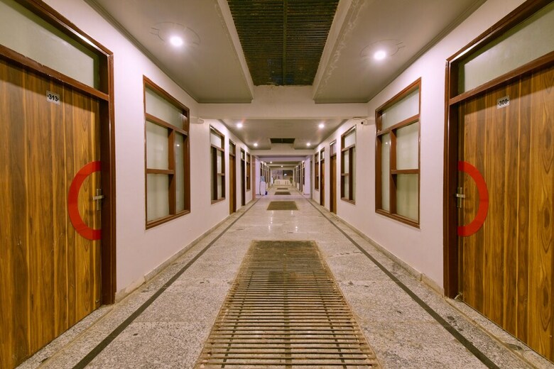 Hotel Collection O 46143 Sector 27