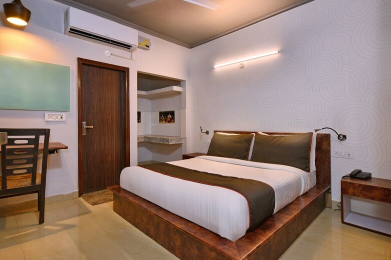 Hotel Collection O 46143 Sector 27
