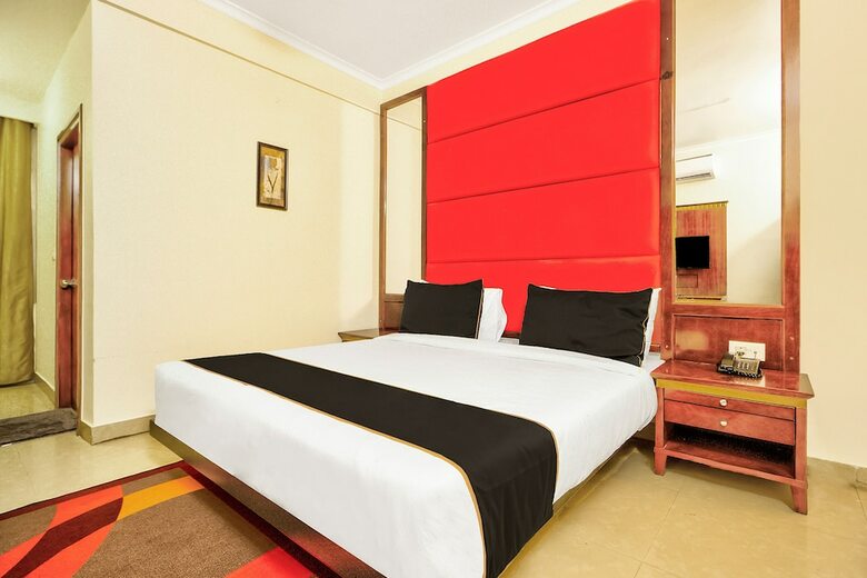 Collection O 42228 The Ashapurna Hotel