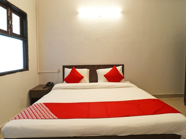 Hotel Oyo Flagship 39677 Haiderpur Rd