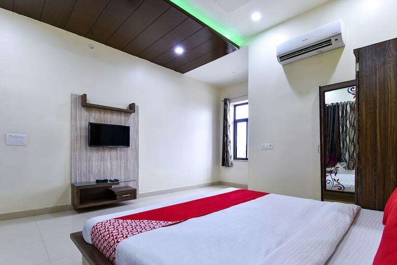 Hotel Oyo 44607 Glorious Resort