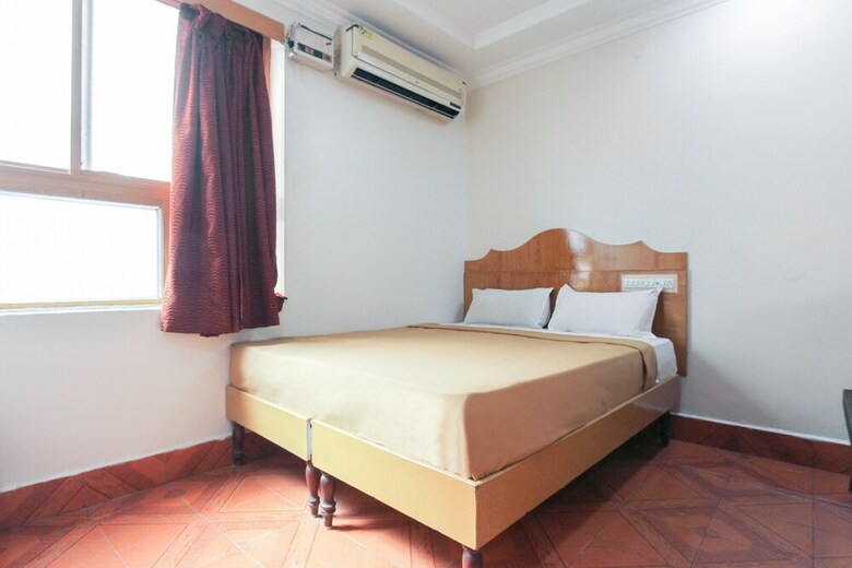 Spot On 46937 Hotel Paul Sornam Lodge