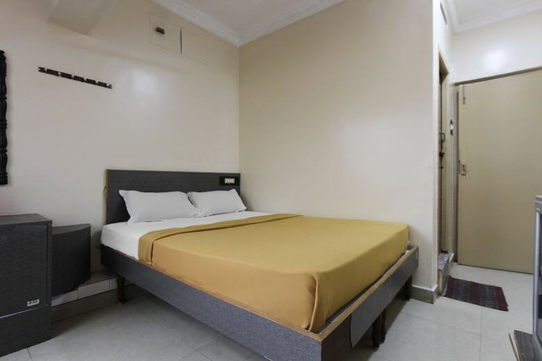 Spot On 46937 Hotel Paul Sornam Lodge