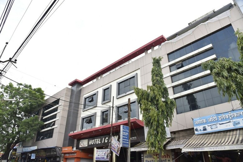 Oyo 49896 Hotel Ic Inn